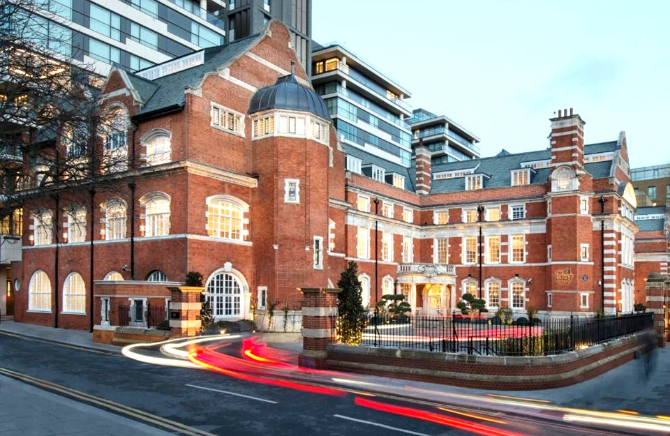 The LaLit London - Hotels Near Tower of London