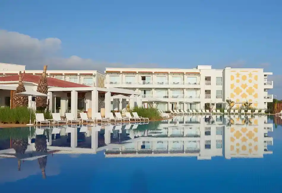 Radisson Blu Hotel and Beach - Hotels Near Nation Riviera Beach